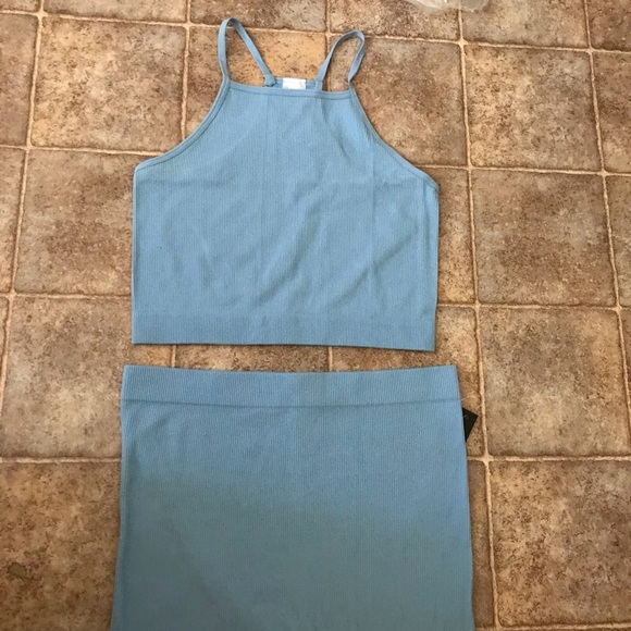 Ribbed Top Biker Shorts Set - Picture 3 of 3